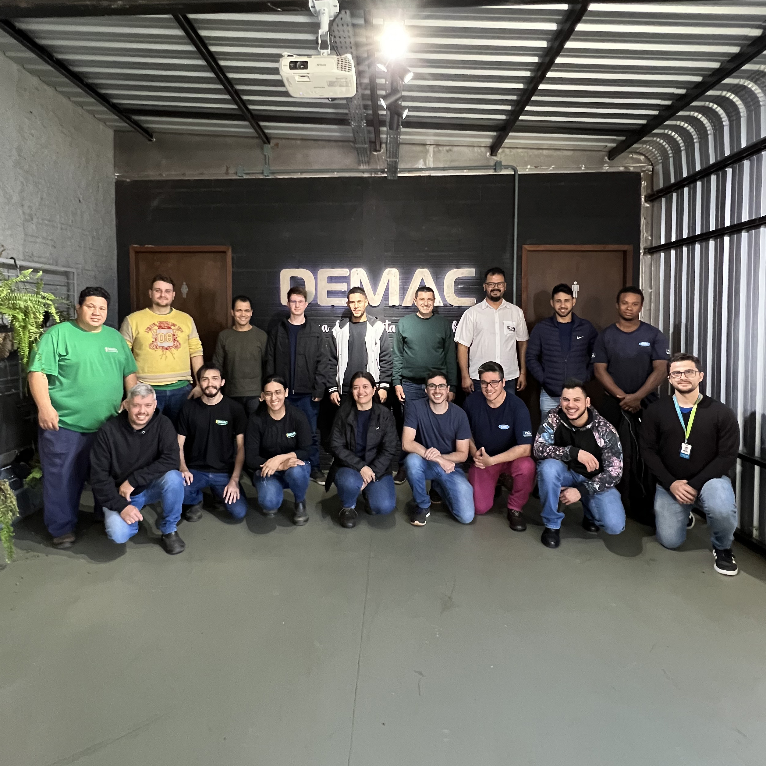 Capacitando pessoas – Demac